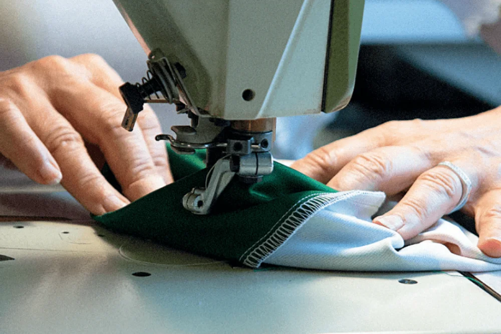 Couture Sportif JRH Couture et assemblage Made in France fabrication textile personnalisé Sportif JRH
